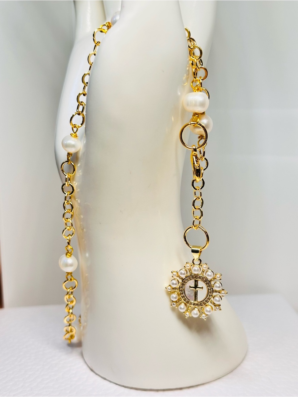 Gold fresh water Pearl Cross Pendant Necklace